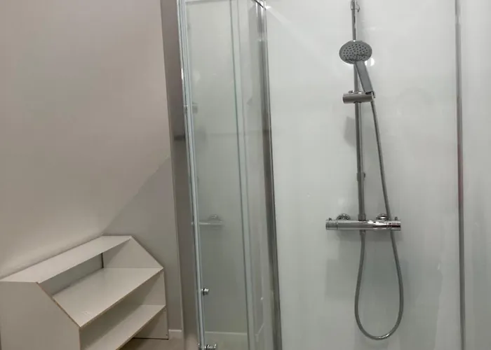 Independant 800 M De La Gare Du Mans